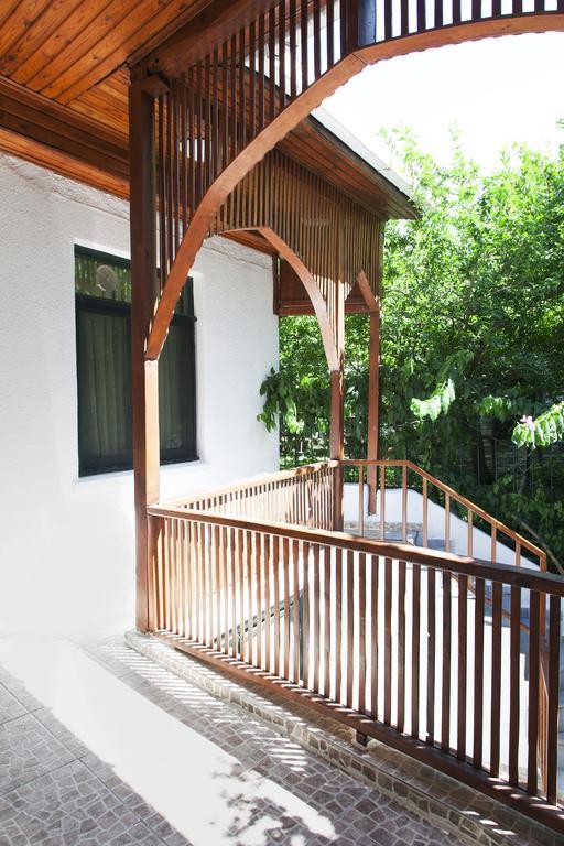 Orhan Kutbayin Evi Adalar Bagian luar foto
