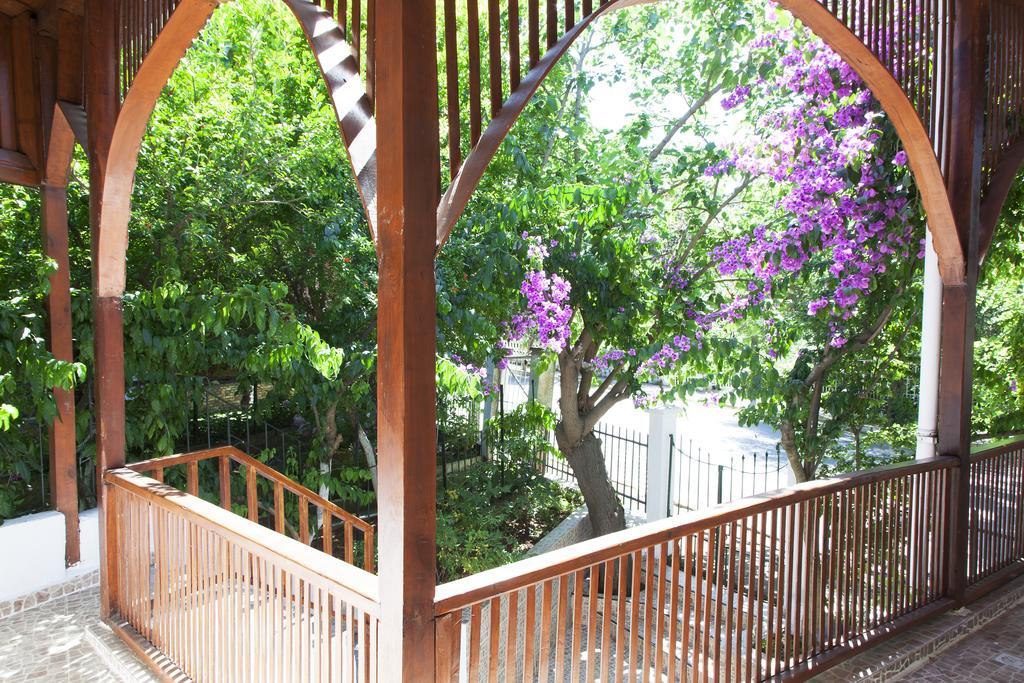 Orhan Kutbayin Evi Adalar Bagian luar foto